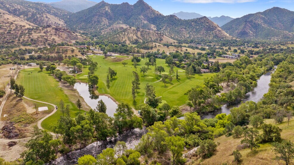 More Photos Of 41117 Sierra Dr, Three Rivers Golf Course Driving Range For Sale