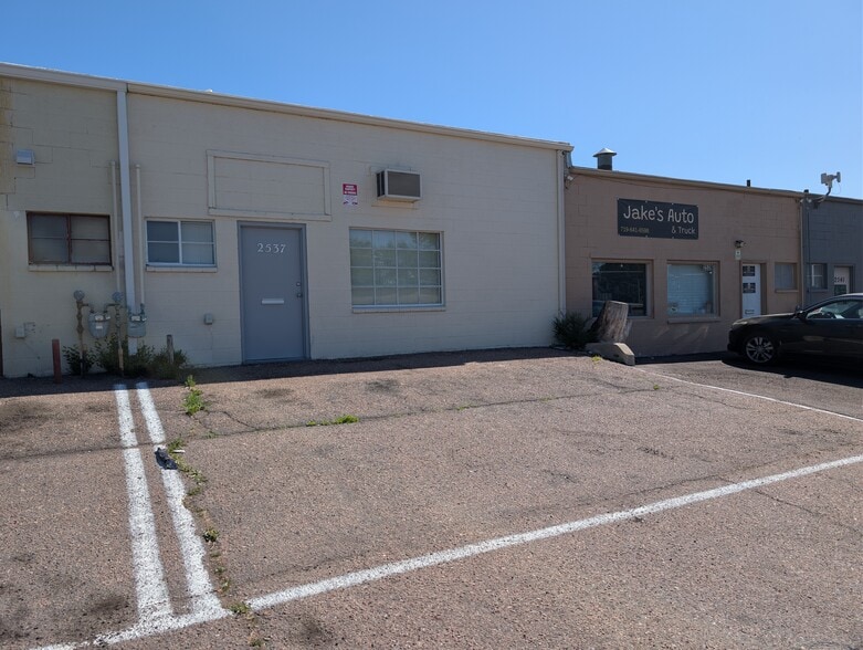 More Photos Of 2537 Weston Rd, Colorado Springs Service For Lease