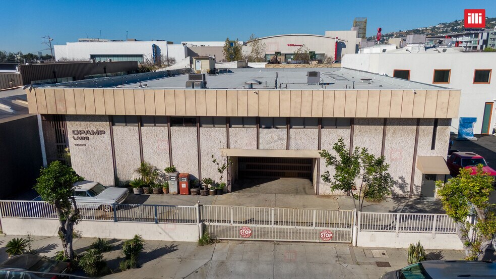 More Photos Of 1033 N Sycamore Ave, Los Angeles Flex For Lease