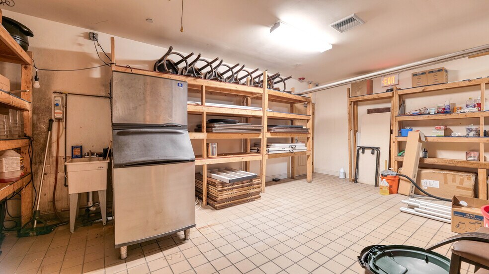 More Photos Of 3119 Revere Blvd, Brigantine Restaurant For Sale