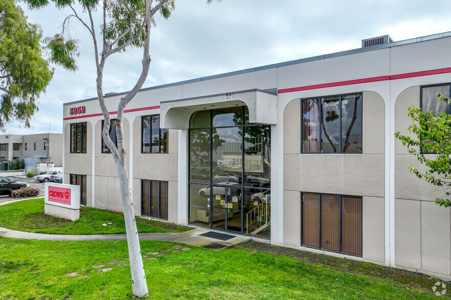 More Photos Of 5252 Argosy Ave, Huntington Beach Warehouse For Lease