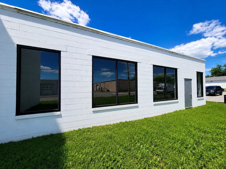 More Photos Of 2175 Spruce St, Ewing Storefront For Sale