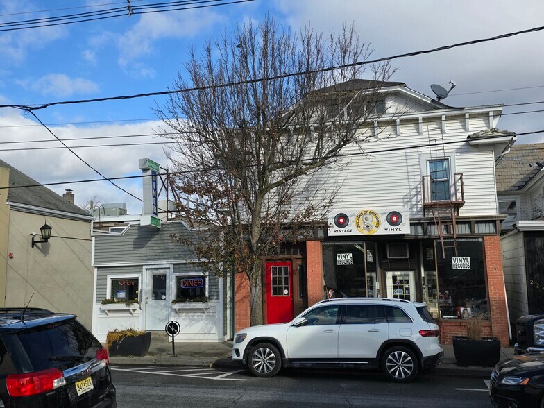 More Photos Of 221 Spring St, Newton Apartments For Sale