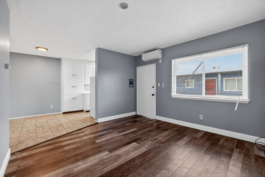 More Photos Of 701 Plaza Ave, Sacramento Apartments For Sale