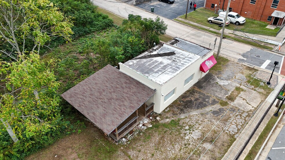 More Photos Of 406 E Solomon St, Griffin Office For Sale