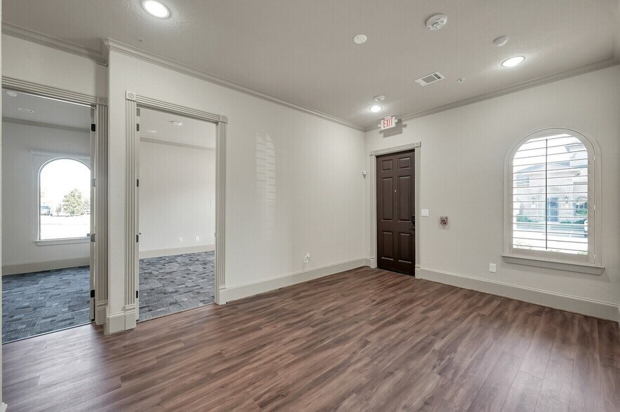 More Photos Of 250 Ed English Rd, Shenandoah Medical For Sale