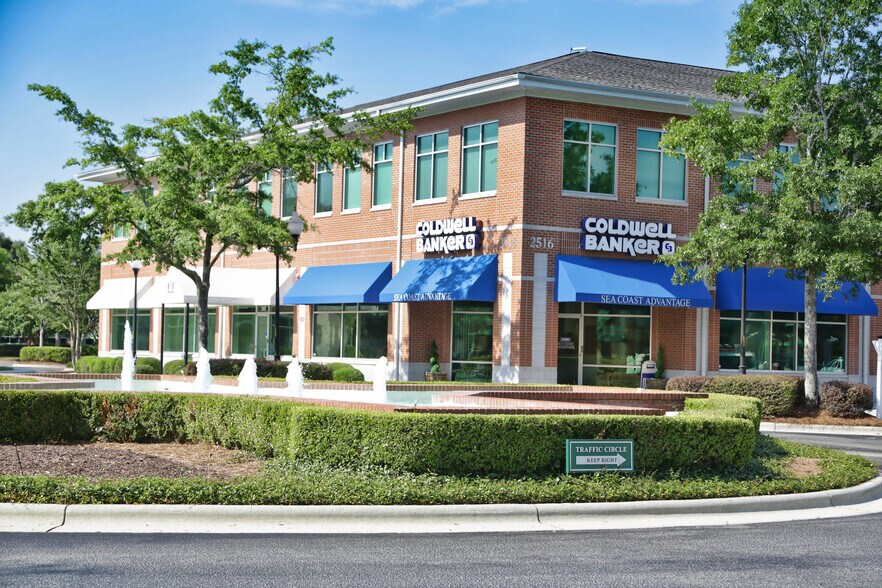 More Photos Of 2528 Independence Blvd, Wilmington Office For Lease