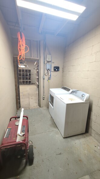 More Photos Of 1440 N Dorgenois St, New Orleans Freestanding For Lease