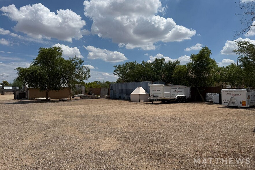 Primary Photo Of 20205 N Cave Creek Rd, Phoenix Service Station For Lease