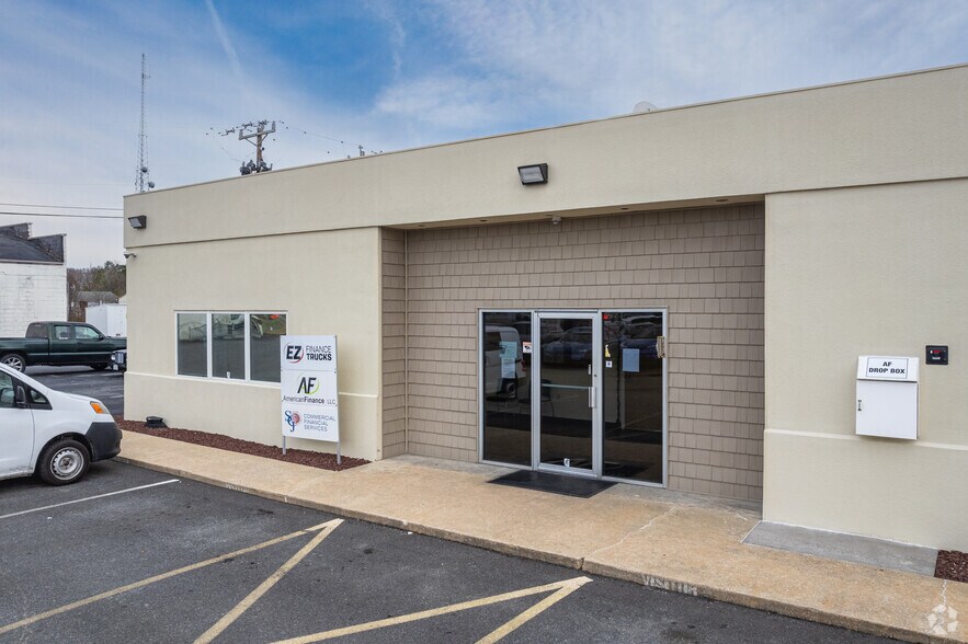 More Photos Of 17573 S Dupont Hwy, Harrington Warehouse For Lease