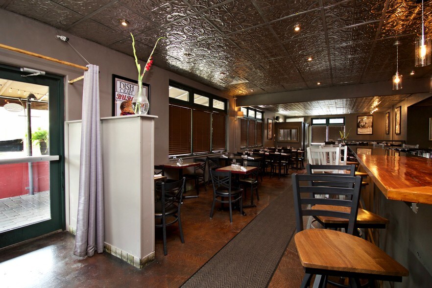 More Photos Of 947 S Lake Blvd, Mahopac Restaurant For Sale