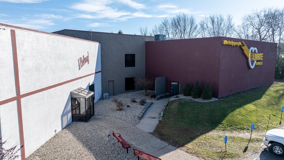 More Photos Of 4020 Columbus Ave, Anderson General Retail For Lease