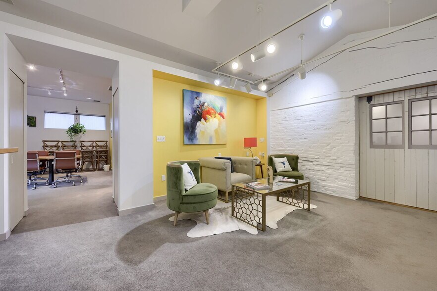 More Photos Of 226 N Arch St, Lancaster Loft Creative Space For Sale