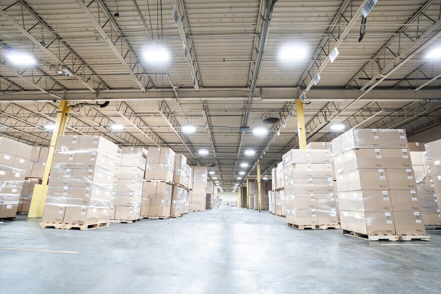 More Photos Of 75 Jytek Dr, Leominster Manufacturing For Lease