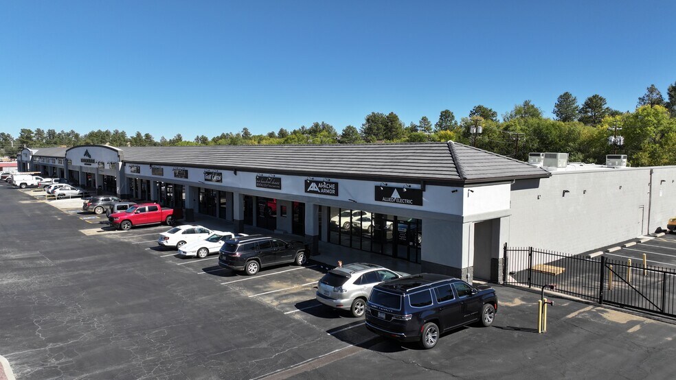 More Photos Of 1459-1523 W Gurley St, Prescott Unknown For Lease