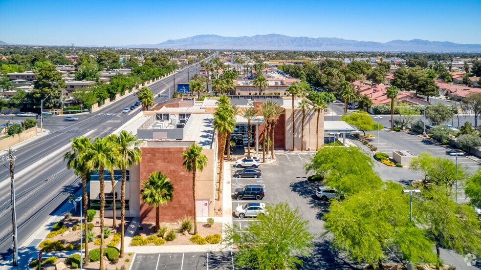 More Photos Of 6085 W Twain Ave, Las Vegas Office For Lease