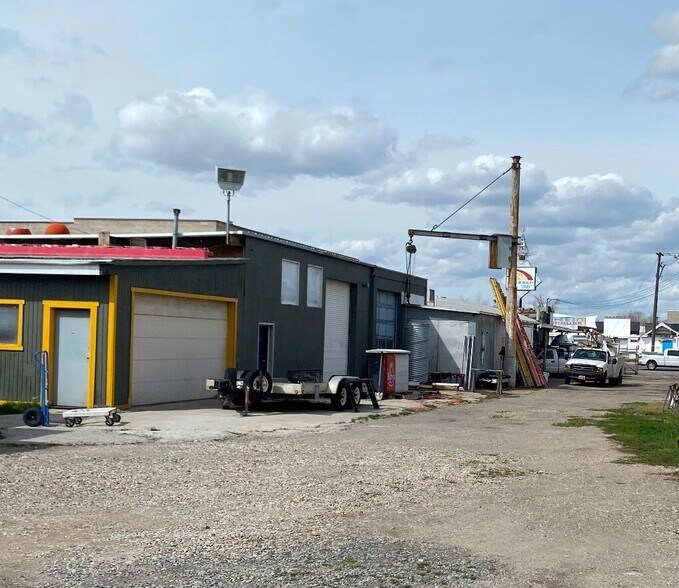 More Photos Of 257 W 3300 S, Salt Lake City Freestanding For Sale