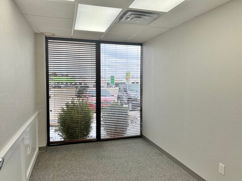 More Photos Of 6300 NW Expressway, Oklahoma City Medical For Sale