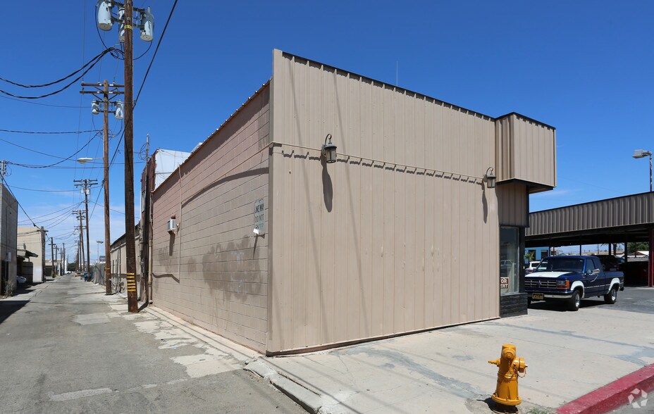 More Photos Of 601 Broadway St, El Centro Storefront For Sale