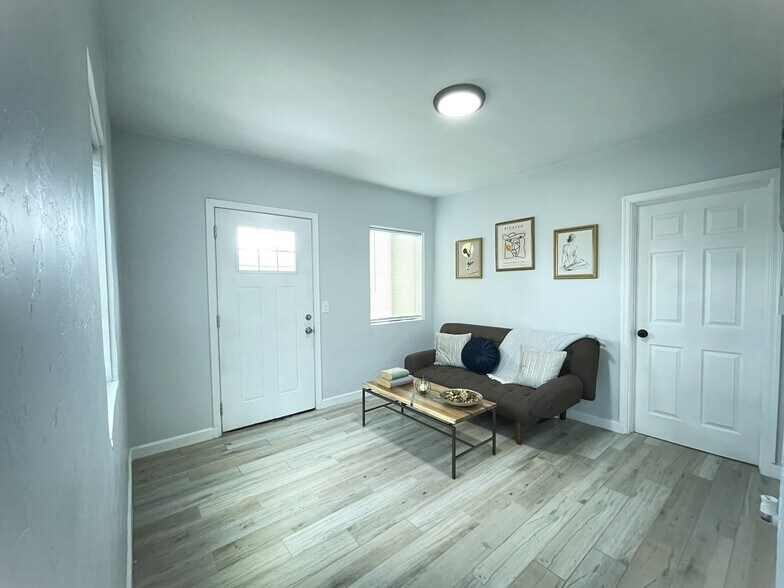 More Photos Of 2714 N Hopi Pl, Tucson Apartments For Sale