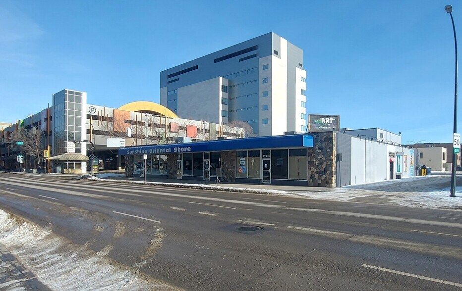 More Photos Of 4709-4719 49 Av, Red Deer Storefront For Lease