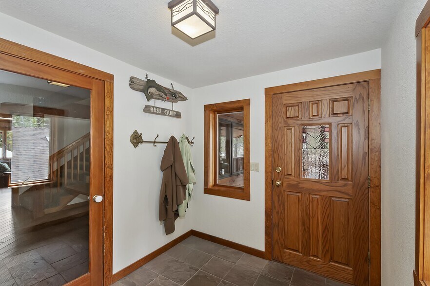 More Photos Of 39128 N Shore Dr, Fawnskin Specialty For Sale