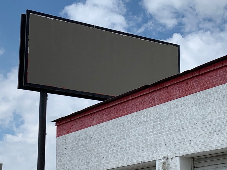 More Photos Of 4455 E 46th Ave, Denver Manufacturing For Sale