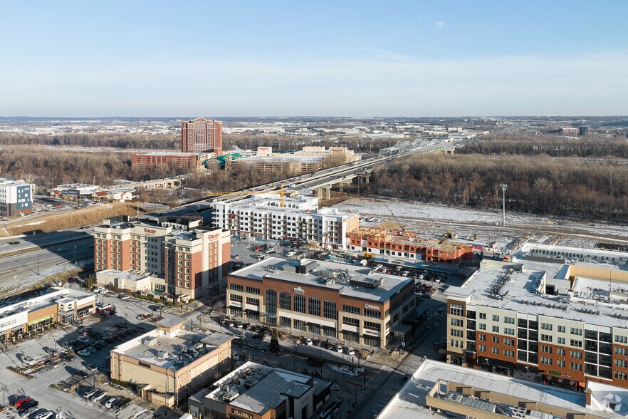 More Photos Of 1450 Beale St, Saint Charles Office For Lease