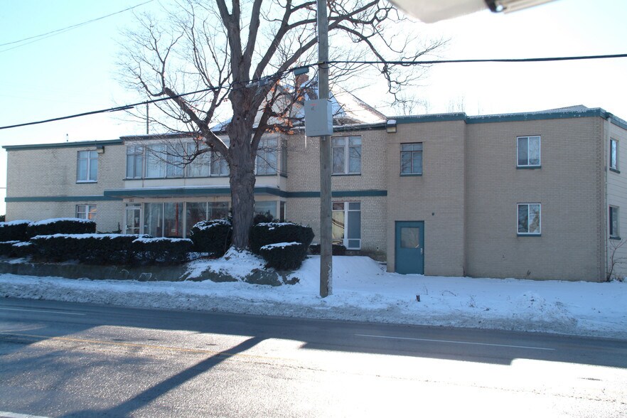 More Photos Of 161 State St, Pontiac Assisted Living For Lease