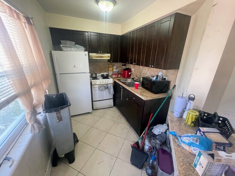 More Photos Of 3760 SW 1st St, Fort Lauderdale Apartments For Sale