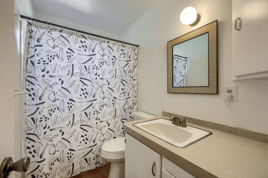 More Photos Of 128 S Mountain Ave, Ashland Apartments For Sale