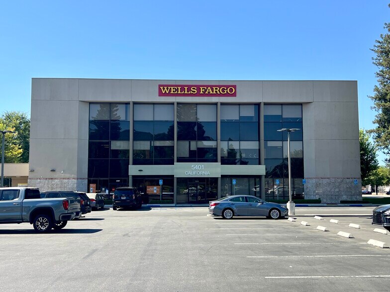 More Photos Of 5401 California Ave, Bakersfield Office For Lease