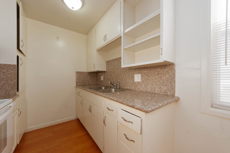 More Photos Of 780 Deland Ave, San Jose Apartments For Sale