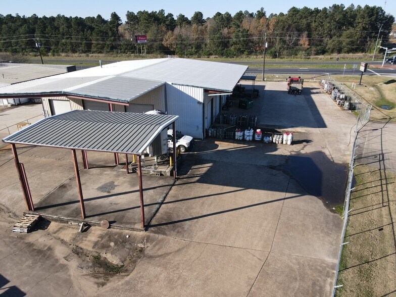More Photos Of 1608 N John Redditt Dr, Lufkin Industrial For Sale