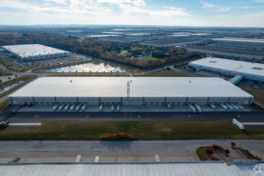 More Photos Of 5275 Centerpoint Pky, Groveport Distribution For Lease