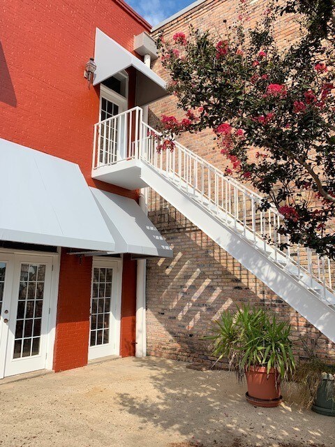 More Photos Of 5216 Willing St, Milton Storefront Retail Office For Sale