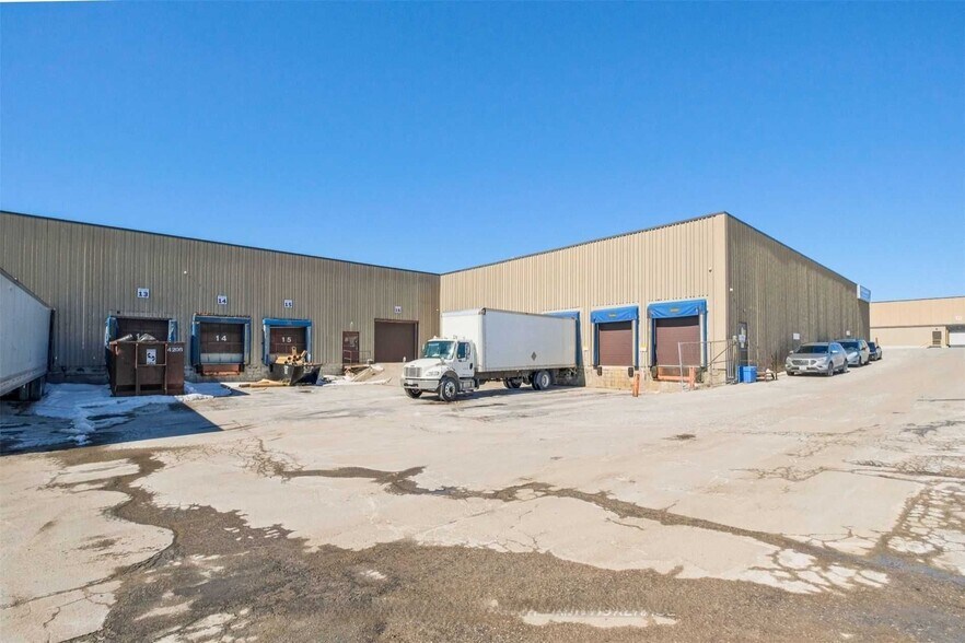 More Photos Of 5600 Finch Ave, Toronto Warehouse For Lease
