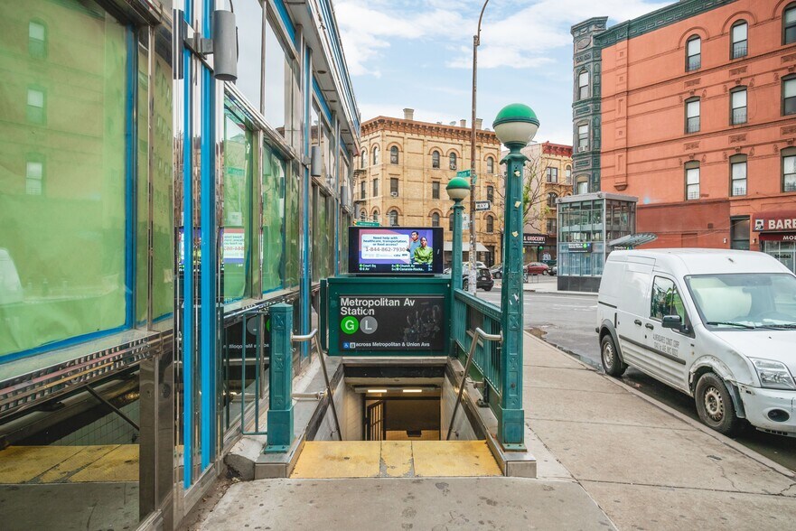 More Photos Of 447-449 Keap St, Brooklyn Apartments For Sale