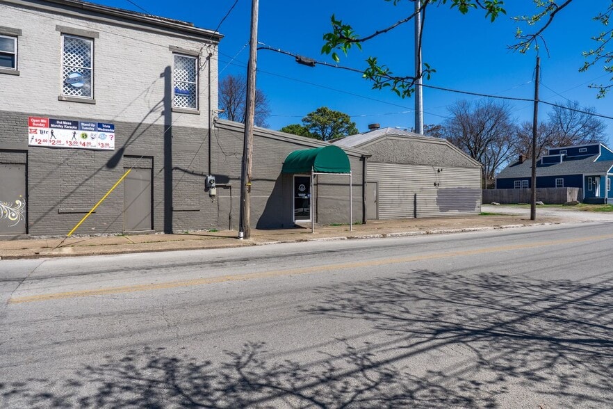 More Photos Of 1481 S Shelby St, Louisville Bar For Sale