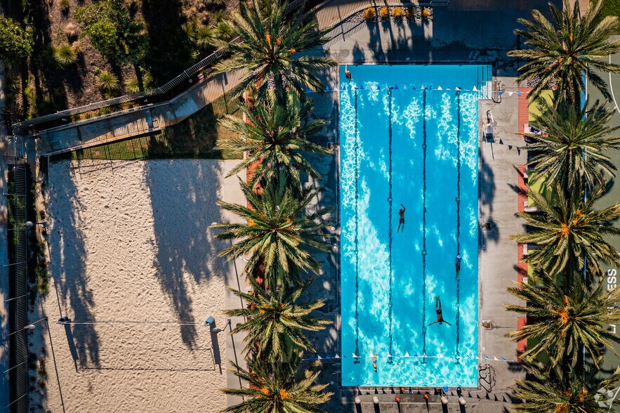 More Photos Of 5533 Waters Edge Way, Playa Vista Office For Lease