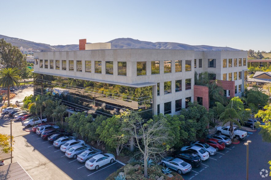 More Photos Of 300 Rancheros Dr, San Marcos Office For Lease