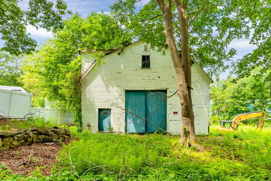 More Photos Of 1190 Liberty Square Rd, Boxborough Warehouse For Sale