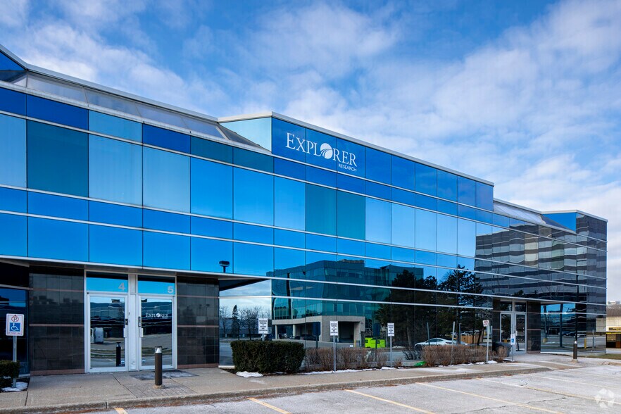 More Photos Of 2425 Skymark Ave, Mississauga Light Distribution For Lease