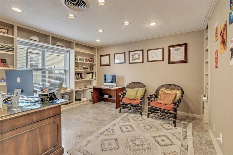 More Photos Of 1220 NW 50th St, Oklahoma City Office For Sale