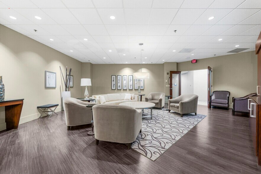 More Photos Of 3975 Fair Ridge Dr, Fairfax Office For Sale