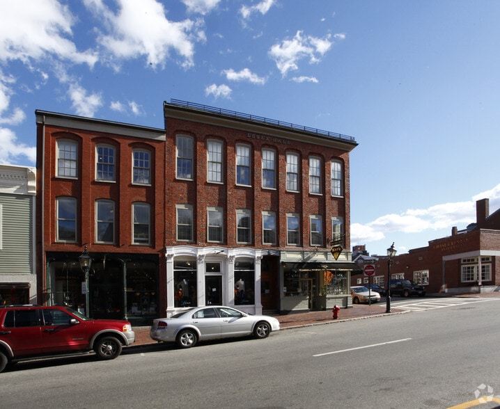 More Photos Of 39 State St, Newburyport Storefront Retail Residential For Sale