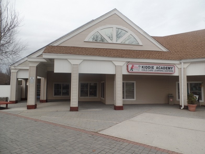 More Photos Of 1a Village Center Dr, Freehold Unknown For Lease