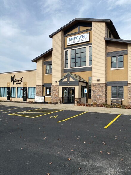 More Photos Of 350 SW Greenwich Dr, Lee's Summit Storefront Retail Office For Sale