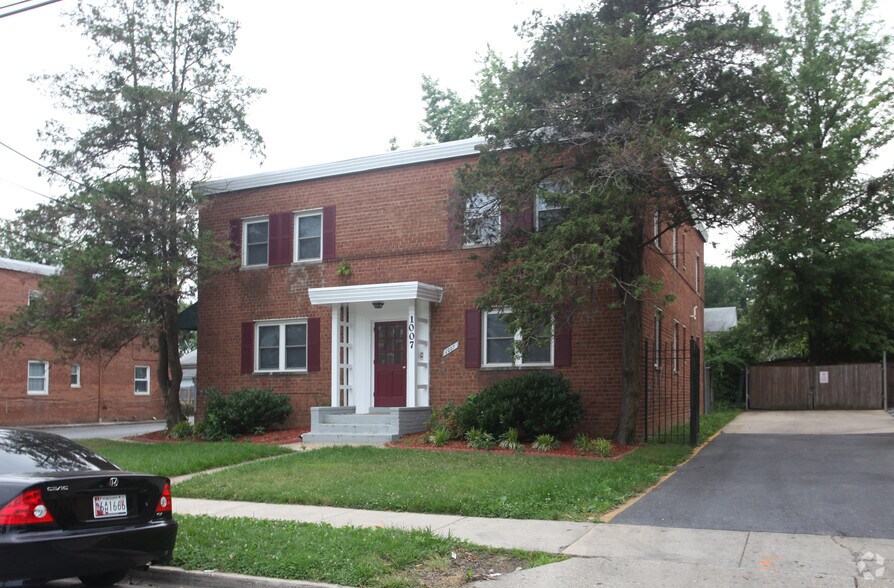 Primary Photo Of 1007 E University Blvd, Takoma Park Apartments For Sale