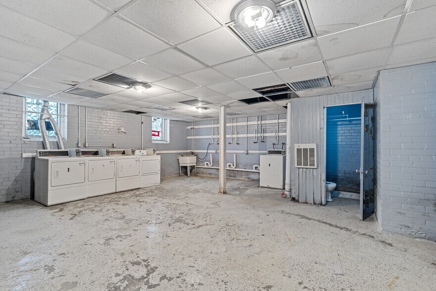 More Photos Of 1055 Philip St, Detroit Apartments For Sale